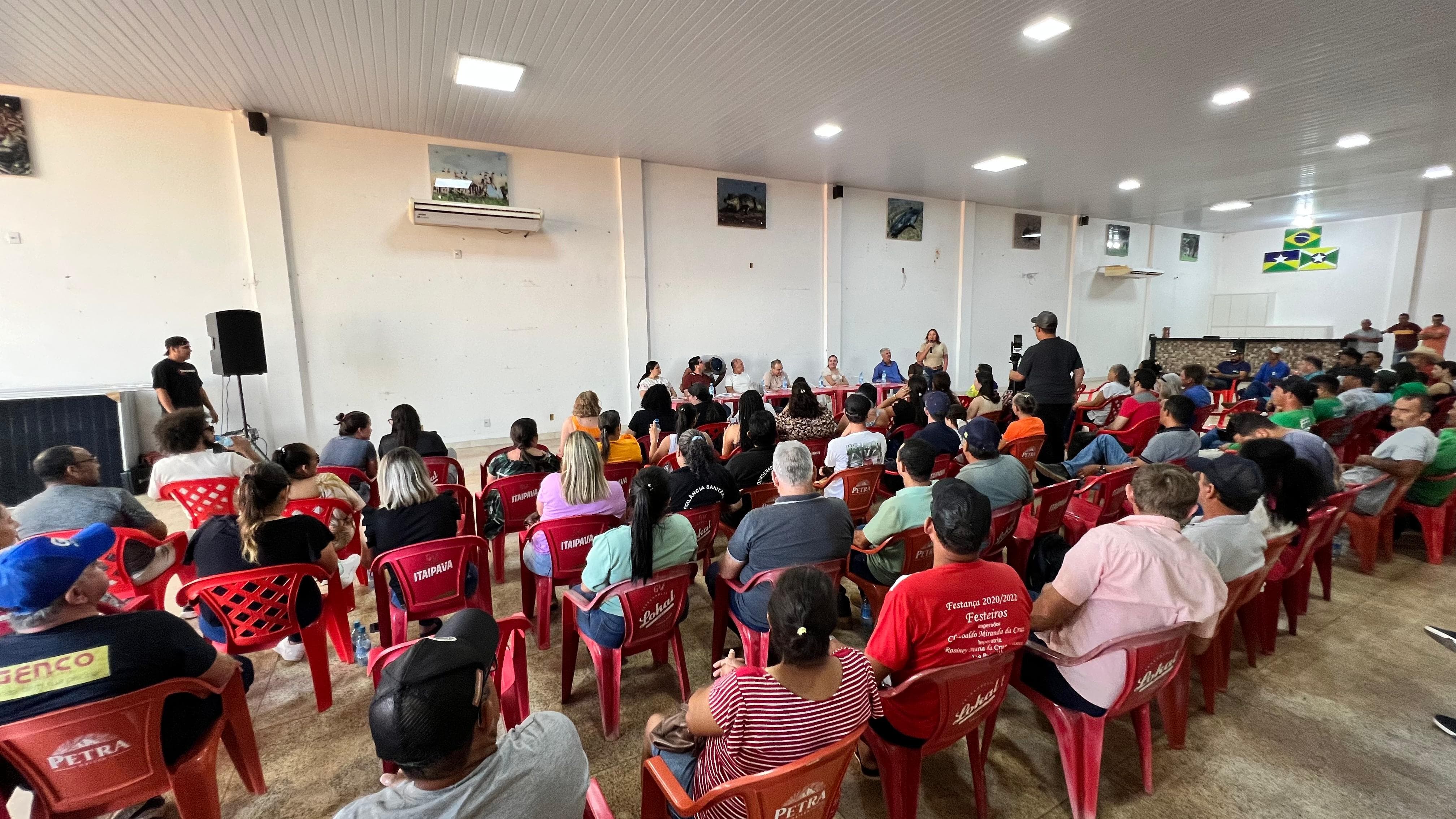 Coronel Chrisóstomo anuncia projeto de esporte, lazer, saúde e assistência social para todas as idades em São Francisco do Guaporé